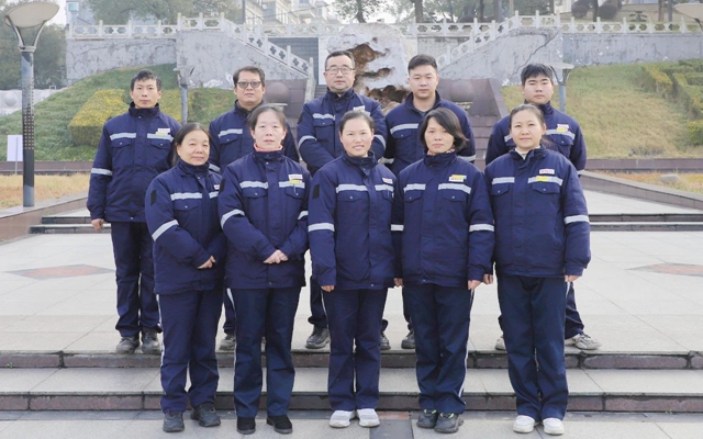 喜報(bào)！全國(guó)表彰，股份公司猇亭片區(qū)電解四班榜上有名！